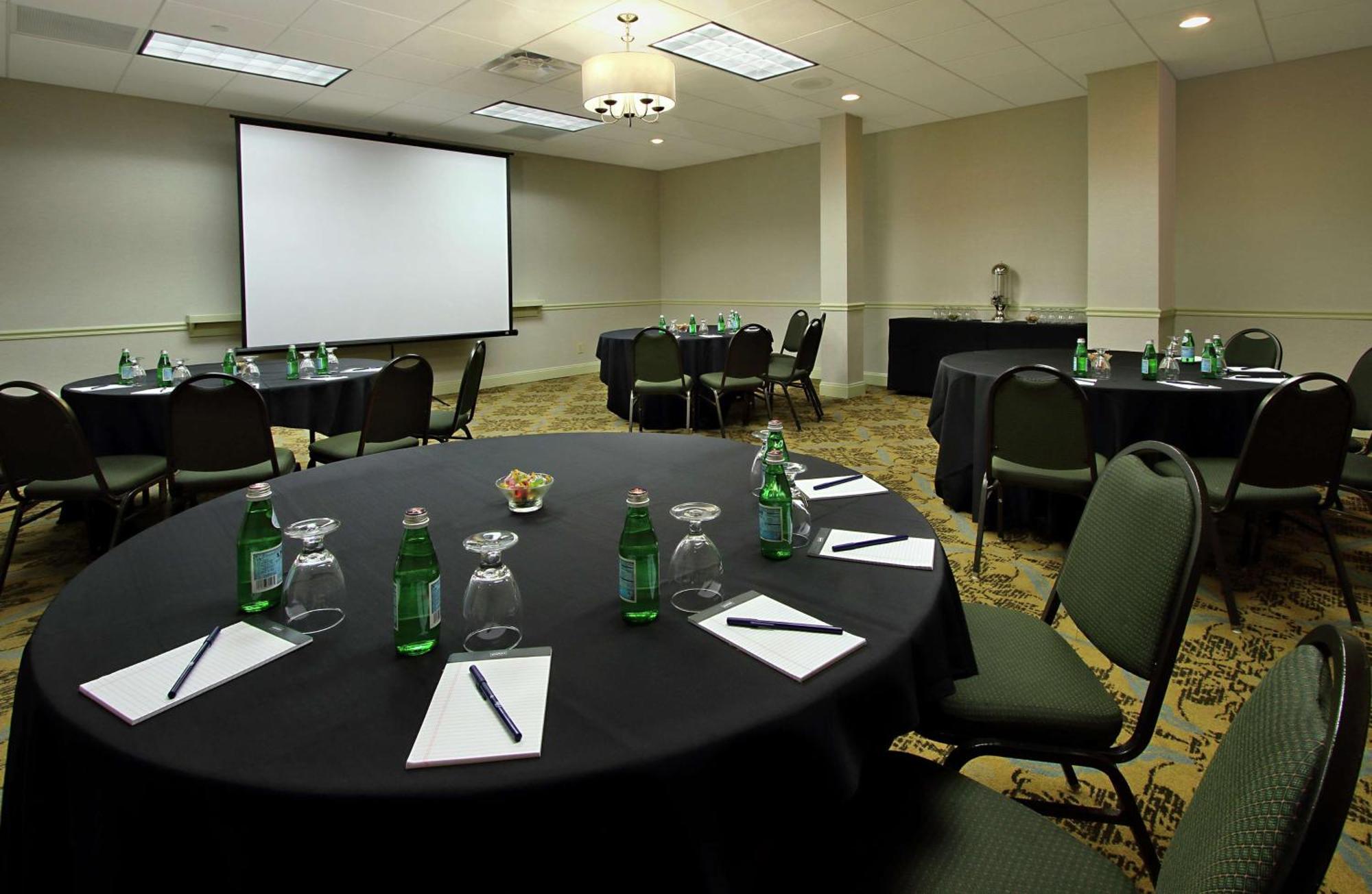 Doubletree By Hilton Mahwah Hotel Luaran gambar