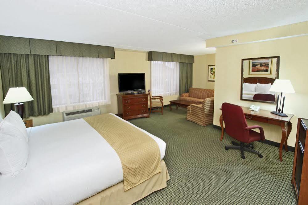 Doubletree By Hilton Mahwah Hotel Luaran gambar