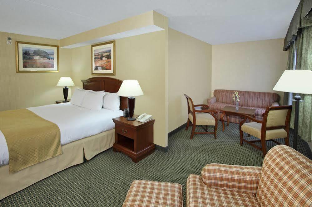 Doubletree By Hilton Mahwah Hotel Luaran gambar